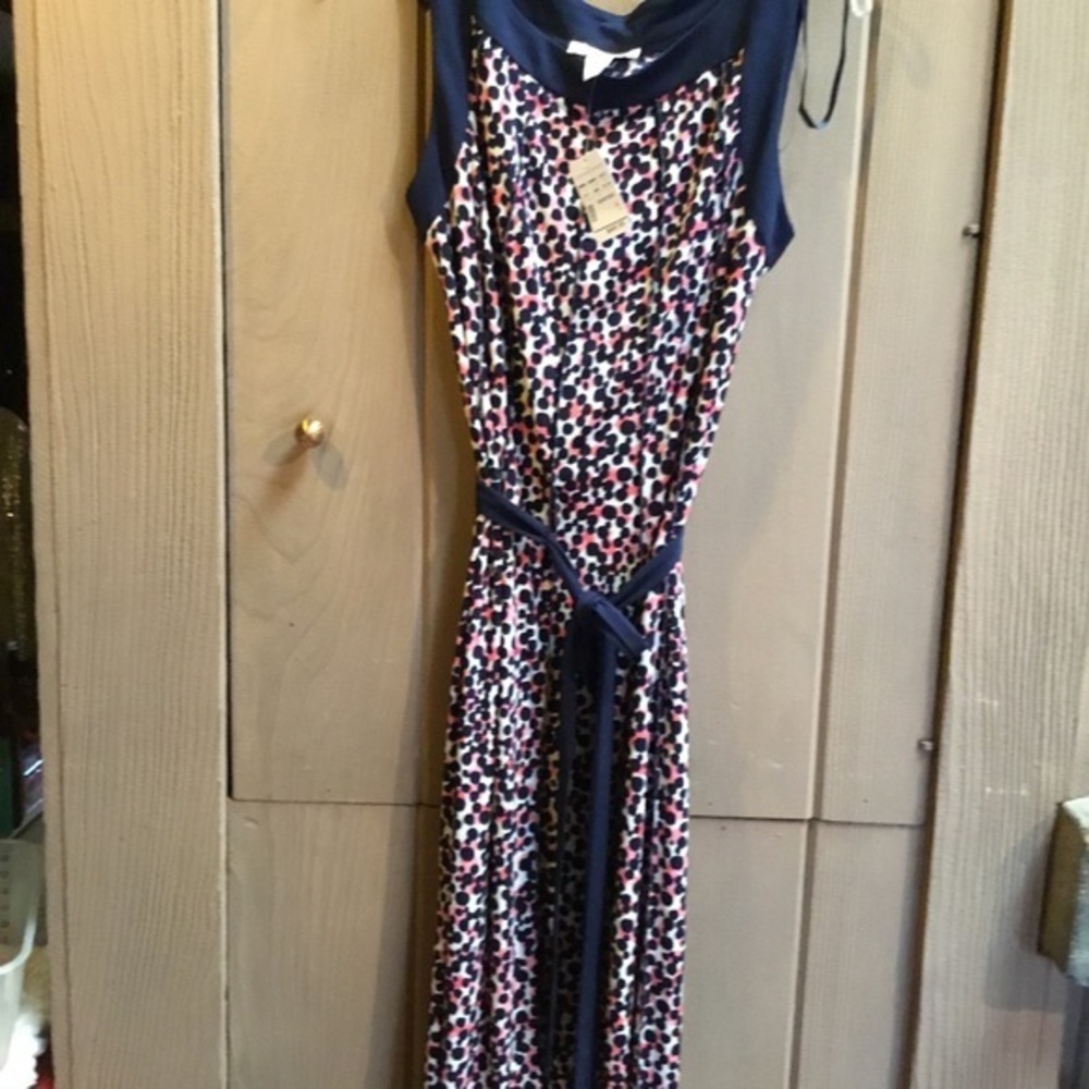 Fun polkadot dress for travel and fun!